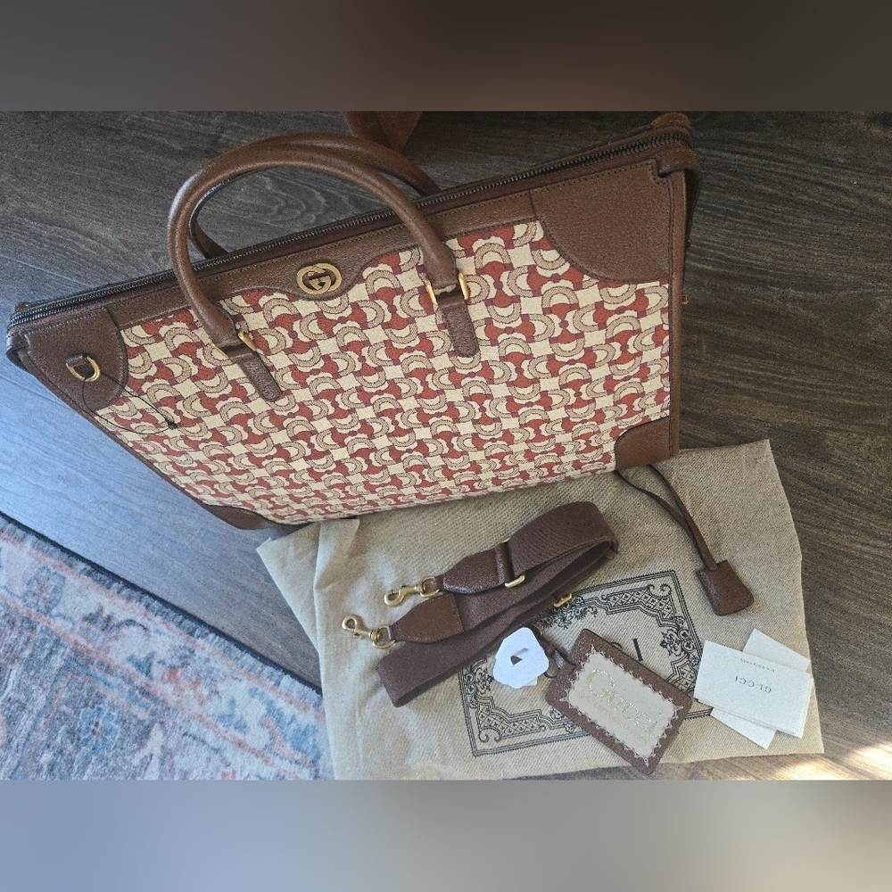GUCCI NWOT BAULETTO XL DUFFLE TRAVEL BAG - Picture 5 of 16